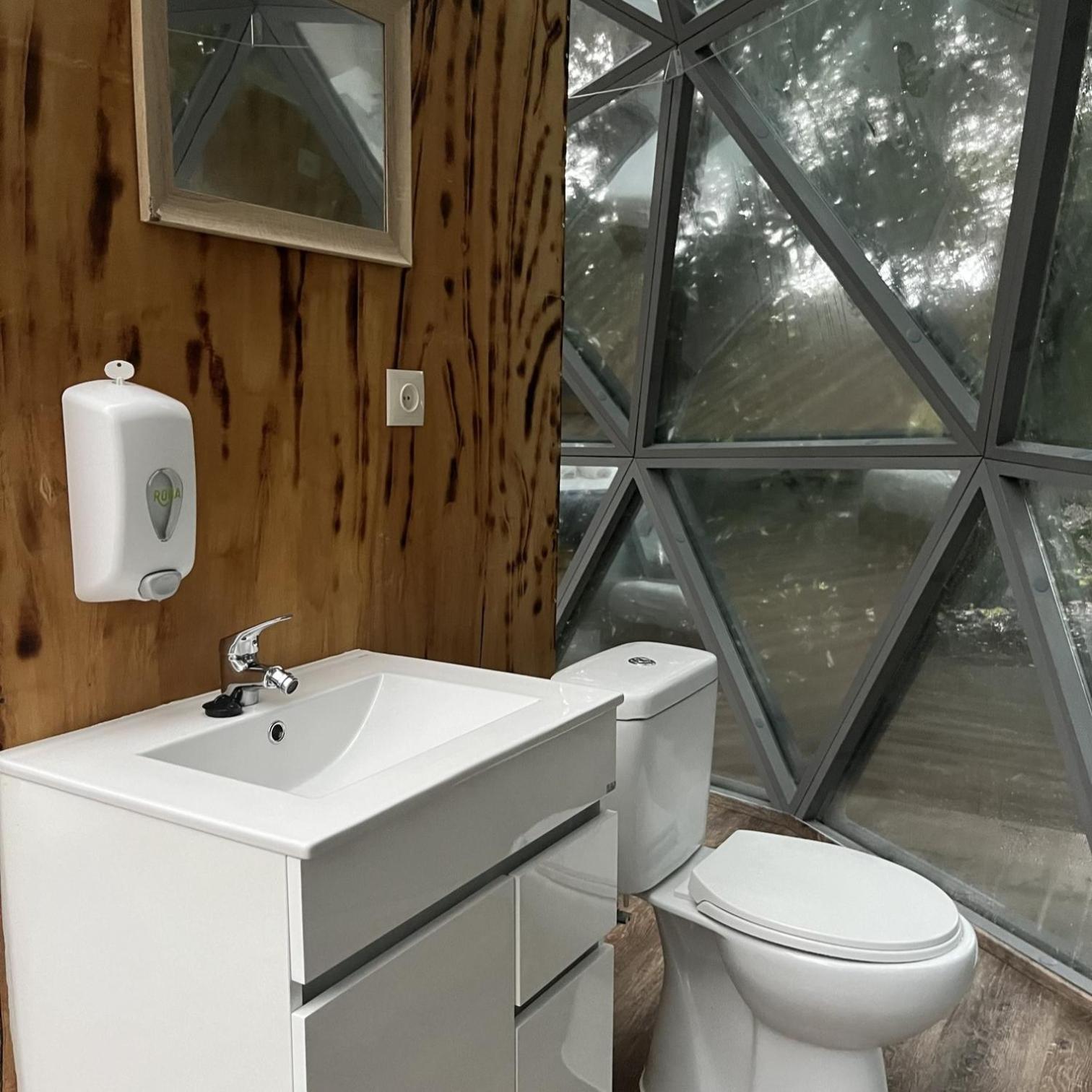 فيلا Quinta Do Abacate - Glamping Park أنغرا دو إِراويزو المظهر الخارجي الصورة
